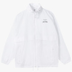 Ветровка с капюшоном