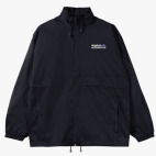 Ветровка с капюшоном