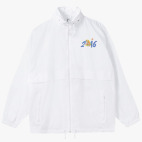 Ветровка с капюшоном