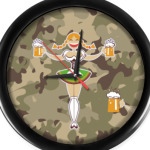 Девушка с пивом