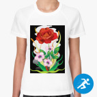 Женская спортивная футболка