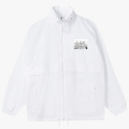 Ветровка с капюшоном