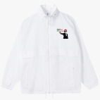 Ветровка с капюшоном