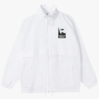 Ветровка с капюшоном